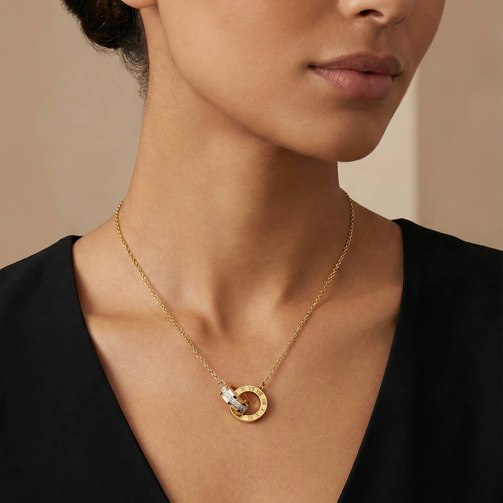 Raya Necklace